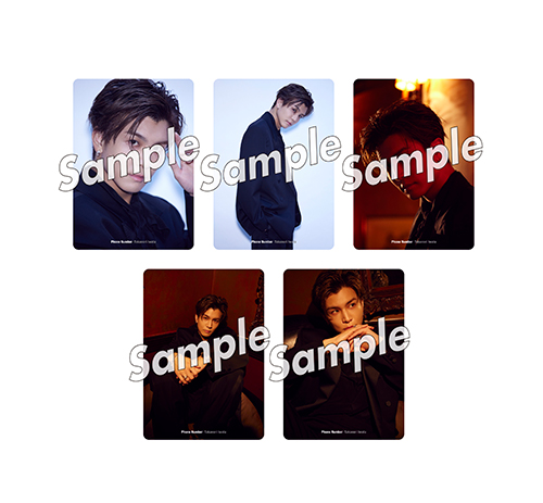 HMVにもご来店♪ 岩田剛典 Phone Number 巨大パネル＆パネル展