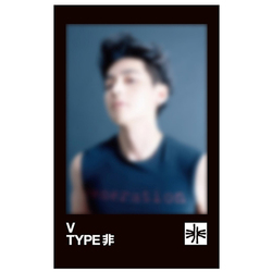 V 'TYPE 非' & V 'TYPE 非' POSTER SET【グッズ】 | V | UNIVERSAL